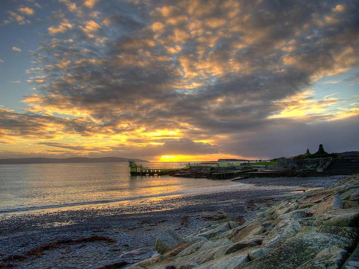 Mocha Newcastle Bed & Breakfast Galway Eksteriør bilde