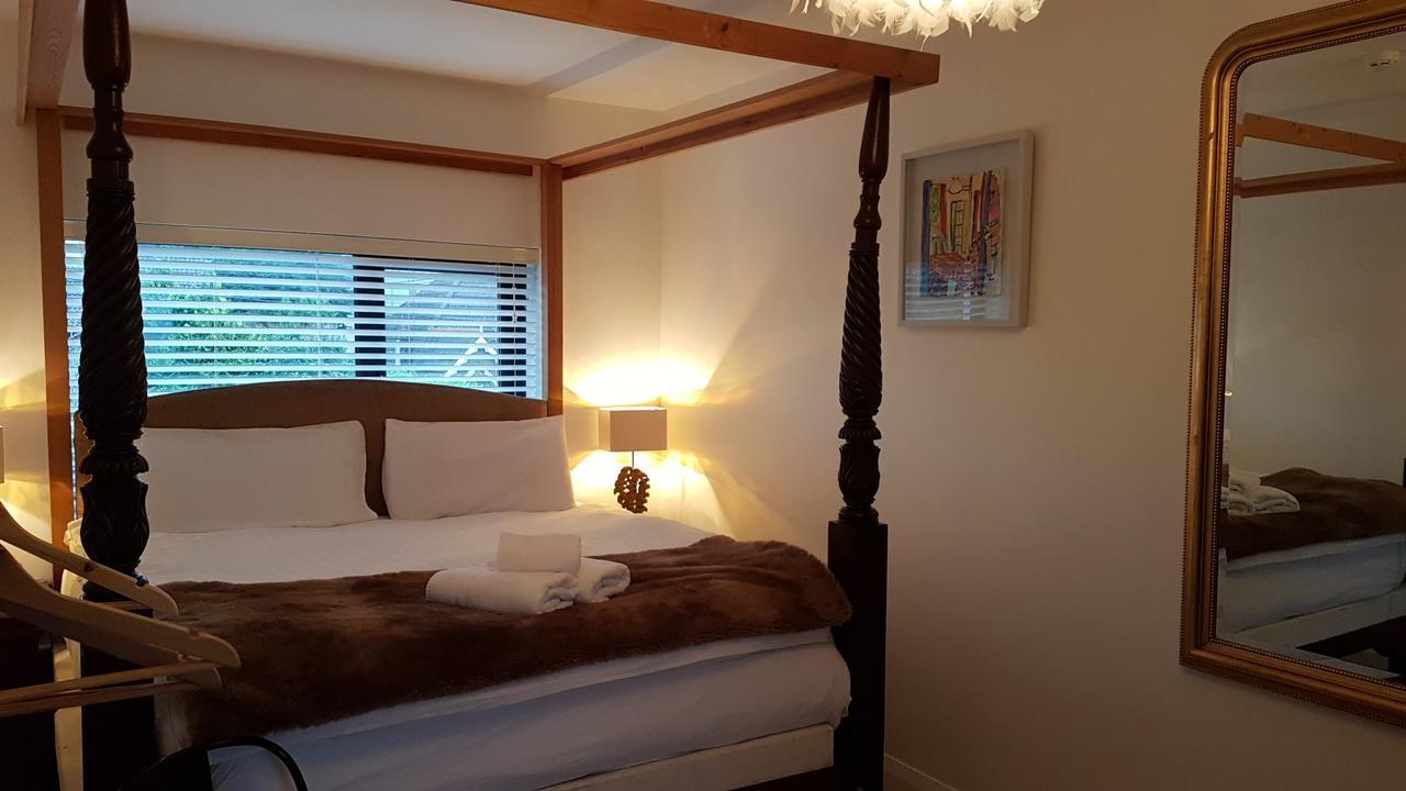 Mocha Newcastle Bed & Breakfast Galway Eksteriør bilde